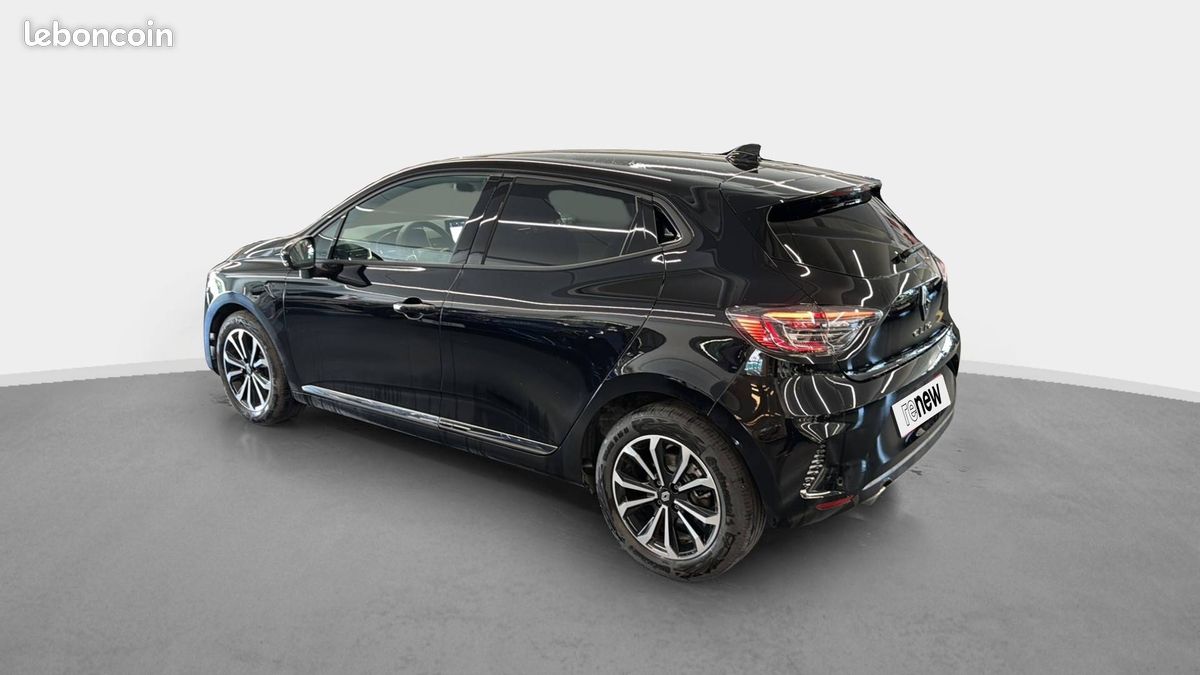 Renault clio tce 90 ch gsr2 techno (image 7)