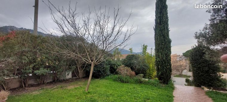 Maison 5 pièces 180 m²