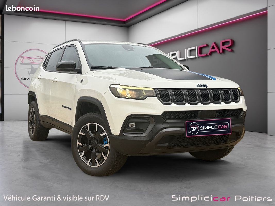 JEEP COMPASS II 1.3 PHEV T4 240cv 4XE EAWD TRAILHAWK Excellent Etat Tout Options CarPlay Toit Ouvrant Panoramique Garantie 12 mois (image 1)