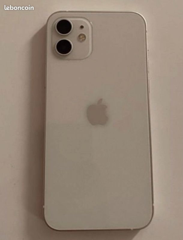 Iphone 12 + coque ❣️ (image 1)