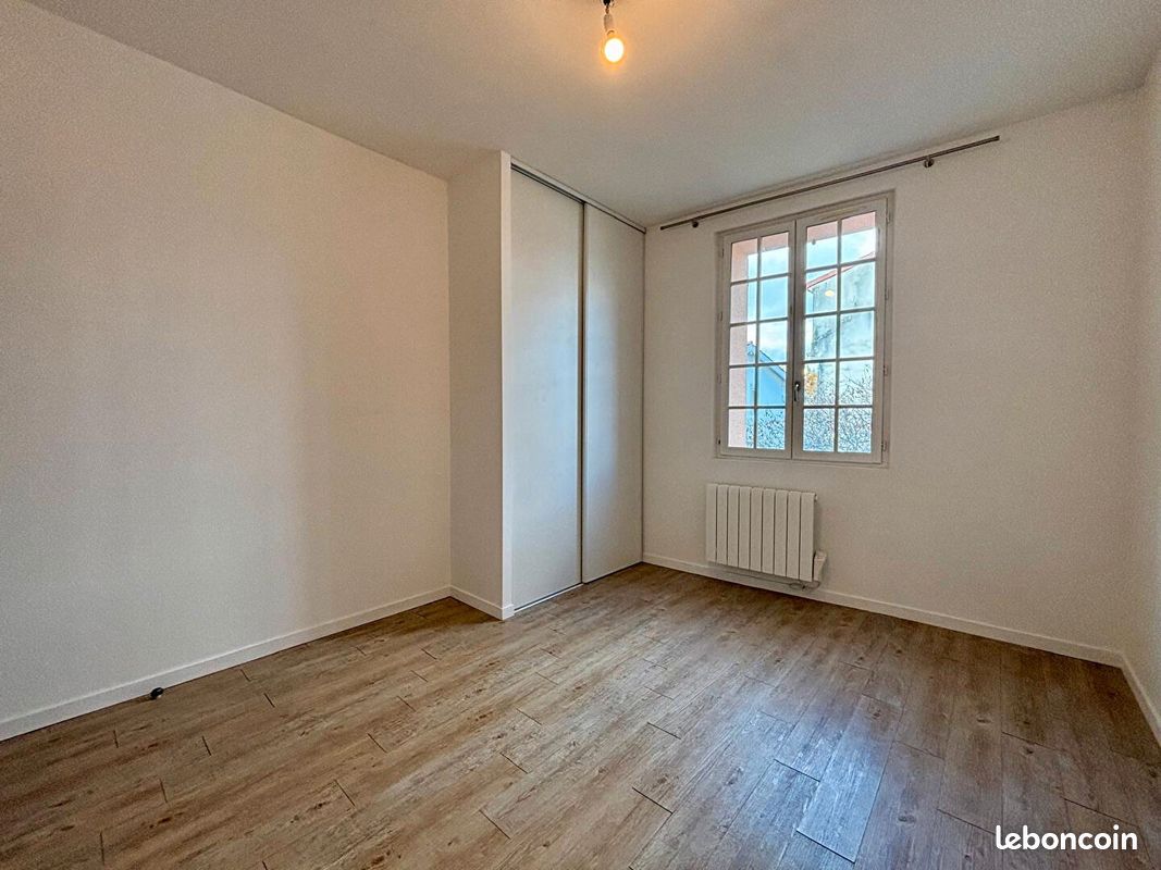 Maison a louer agen - 5 pièce(s) - 150 m2 - Surfyn