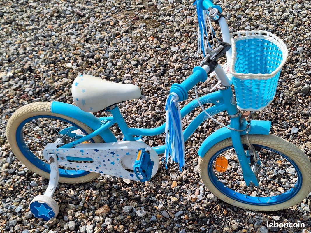 Vélo marque amigo avec roulette et panier
Panier et roulettes (image 2)
