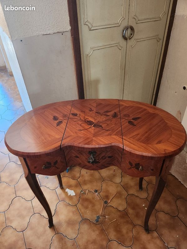 Coiffeuse en bois (image 2)