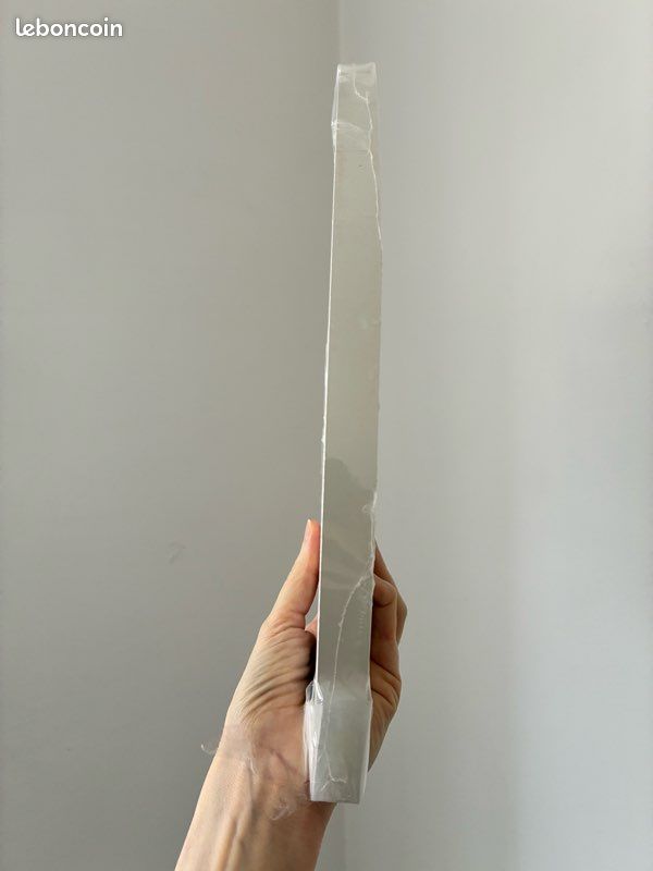 Rigga shelf predrilled for use with concealed fixings (image 5)
