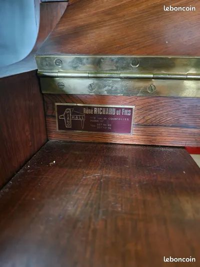 Piano droit (image 8)