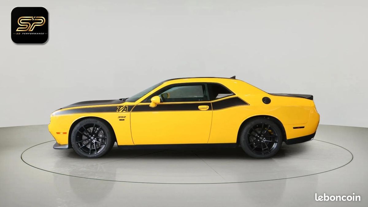 Dodge CHALLENGER SRT 392 Scat Pack * 6.4 HEMI * 491 ch * BVA * Caméra (image 7)