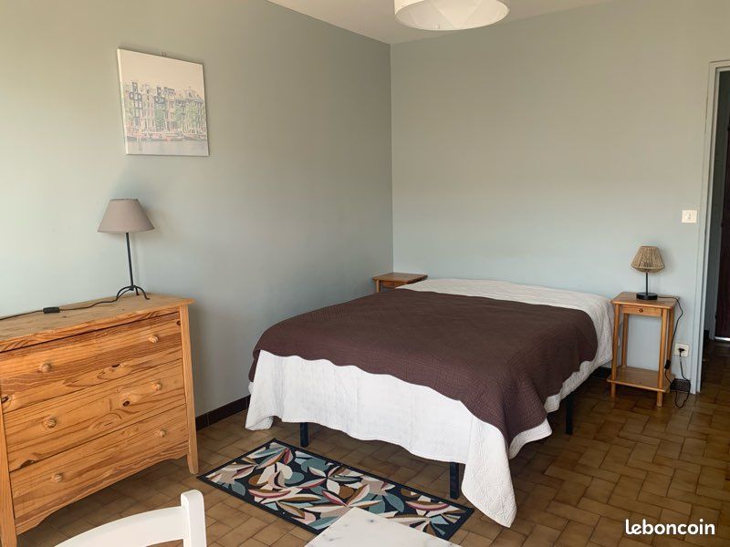 Appartement 1 pièce 38 m² · à Moulins · 38 m² · 460 €