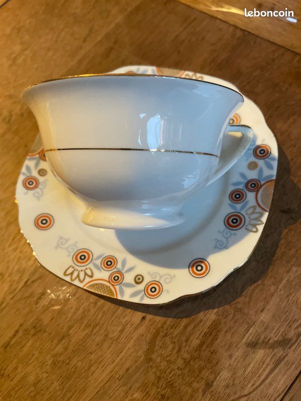 Tasse à thé en Porcelaine (image 3)