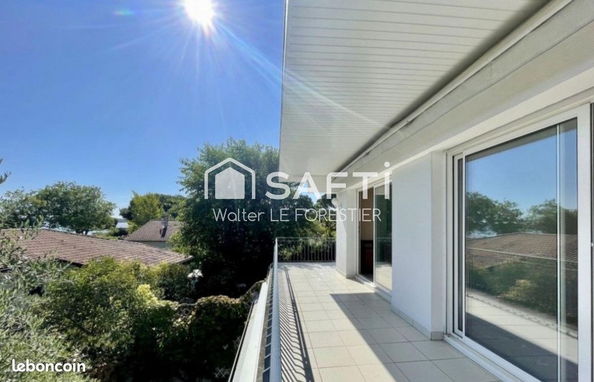Maison 12 pièces 341 m² · à Arès · 341 m² · 988 000 €