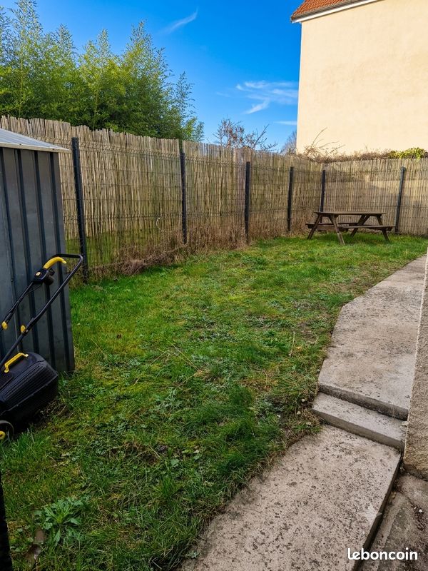 Appartement 3 pièces 50 m² · à Sainte-Geneviève-des-Bois · 50 m² · 185 000 €