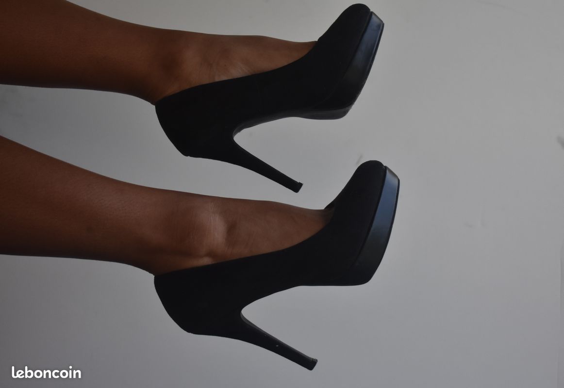 Escarpins velours noir (image 3)