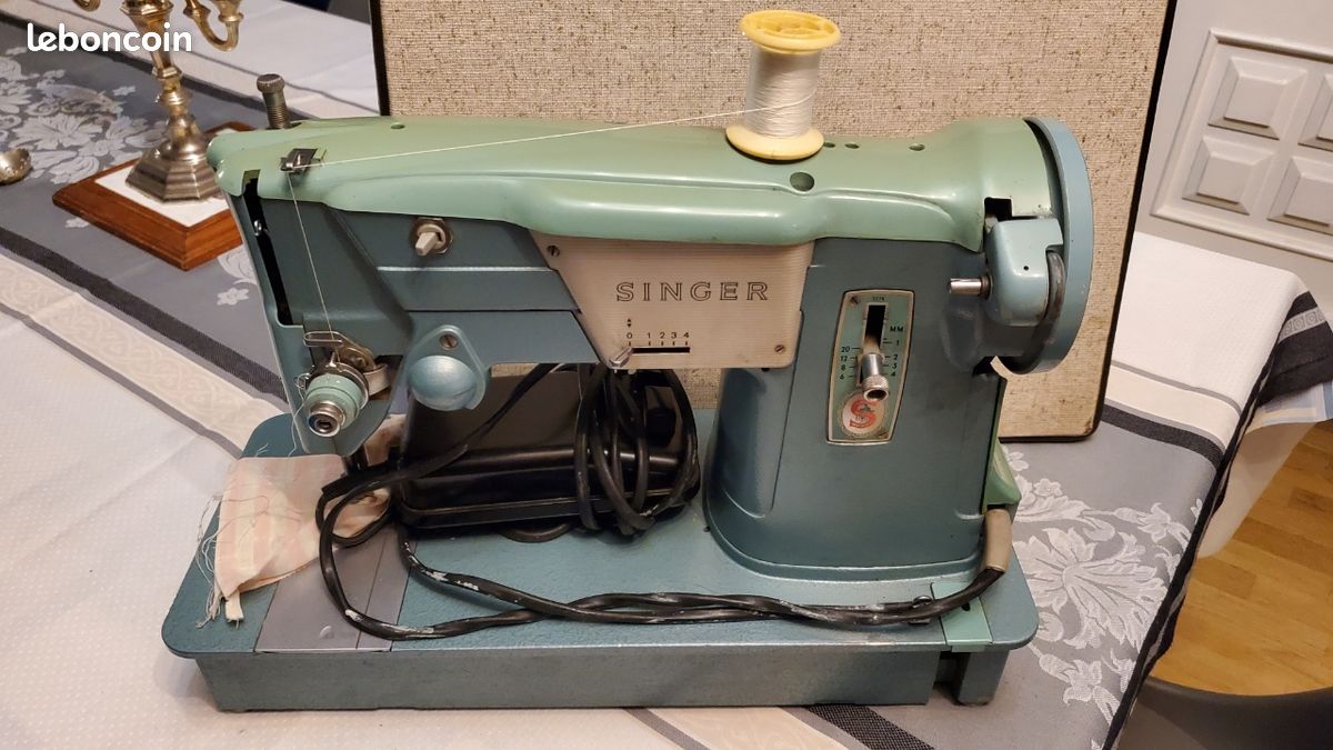 Machine à coudre Singer vintage (image 1)