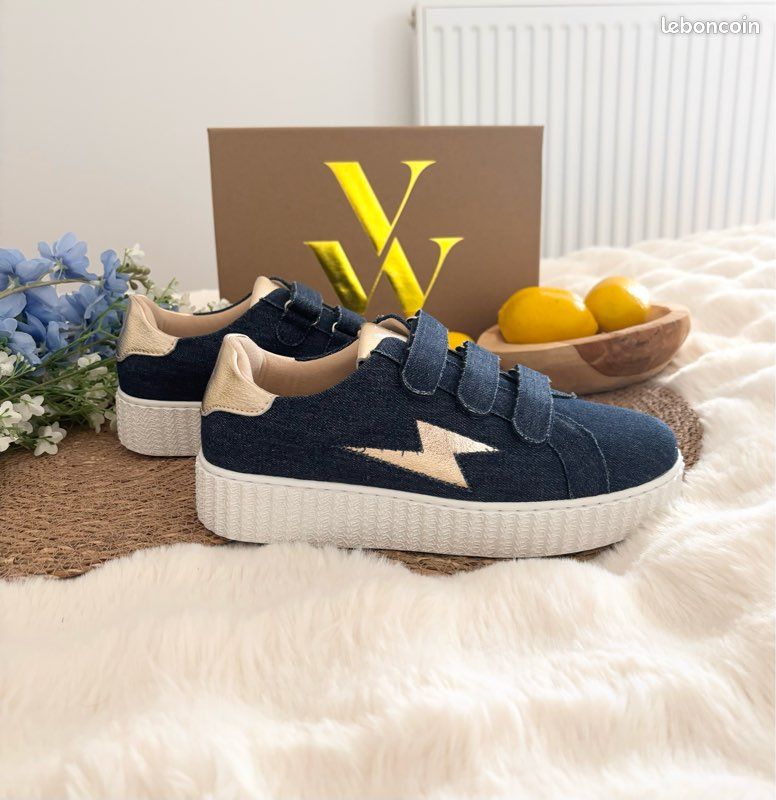 Baskets Vanessa Wu bleu jeans et or taille 40 Chaussures