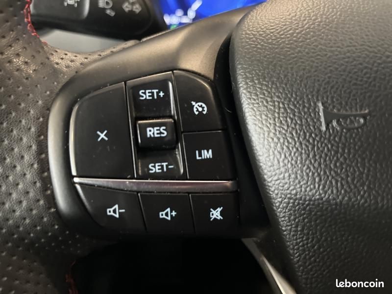 Ford Kuga 2.5 Duratec 190ch FHEV E85 ST-Line BVA (image 17)