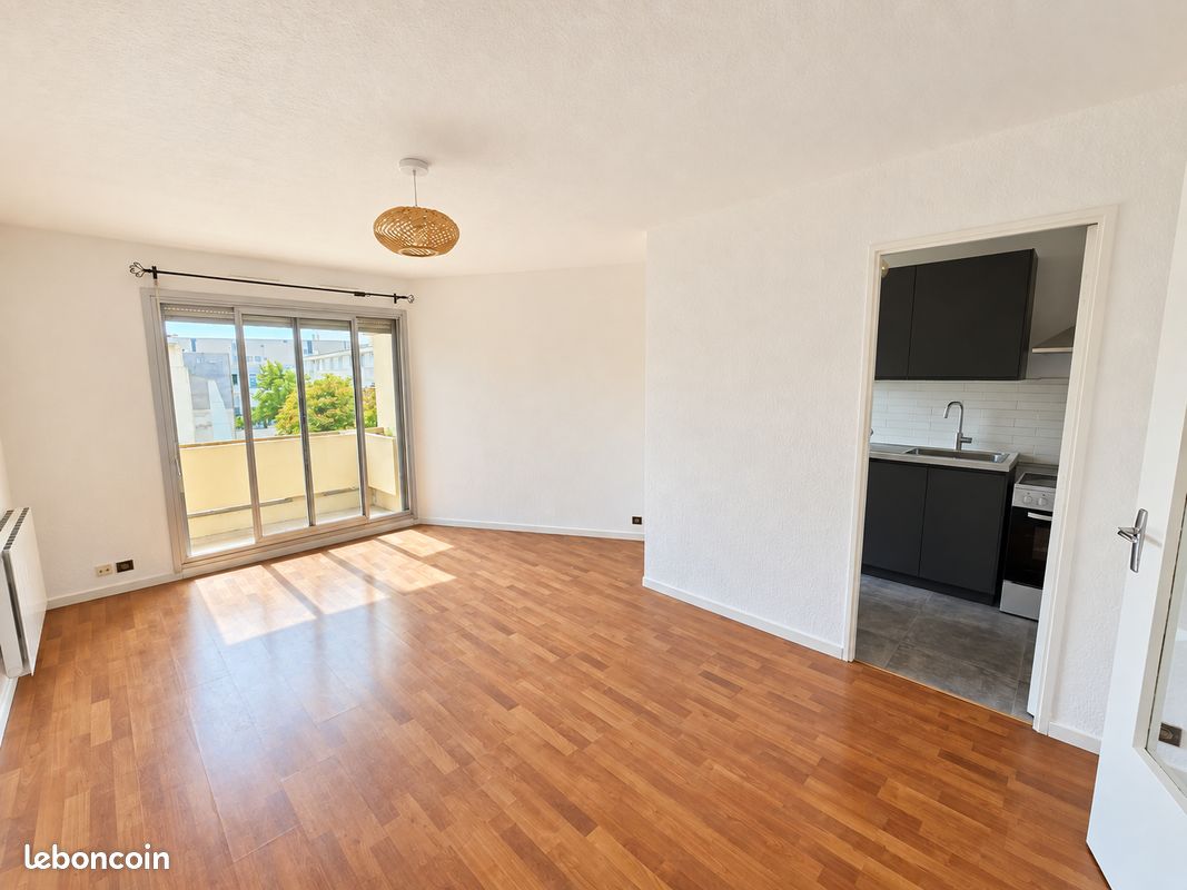 Appartement 1 pièce 35 m² · à Avignon · 35 m² · 520 €/mois