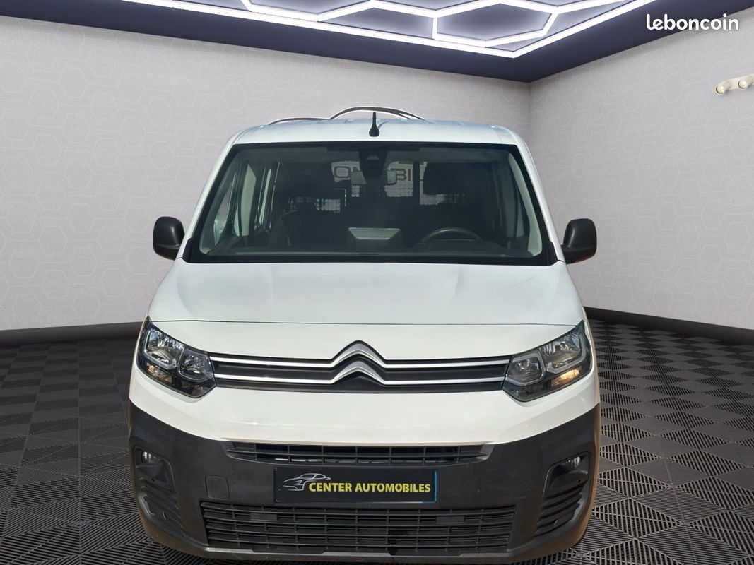 Citroën BERLINGO FOURGON XL 2021 Cabine Approfondie 1.5 BlueHDi 102 cv SUIVI COMPLET {TVA RECUPERABLE - GPS - CARPLAY} (image 5)