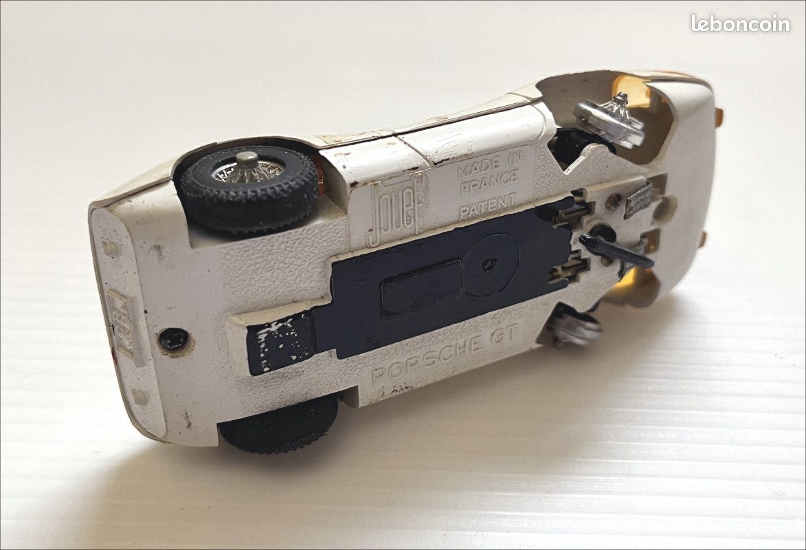 PORSCHE 904 ROUE FIXE CIRCUIT JOUEF SLOT 1/40