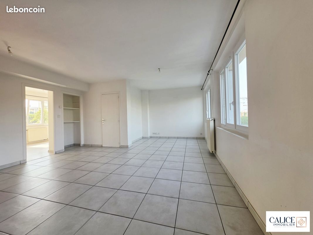 Appartement 3 pièces 62 m² · à Bourg-lès-Valence · 62 m² · 109 000 €