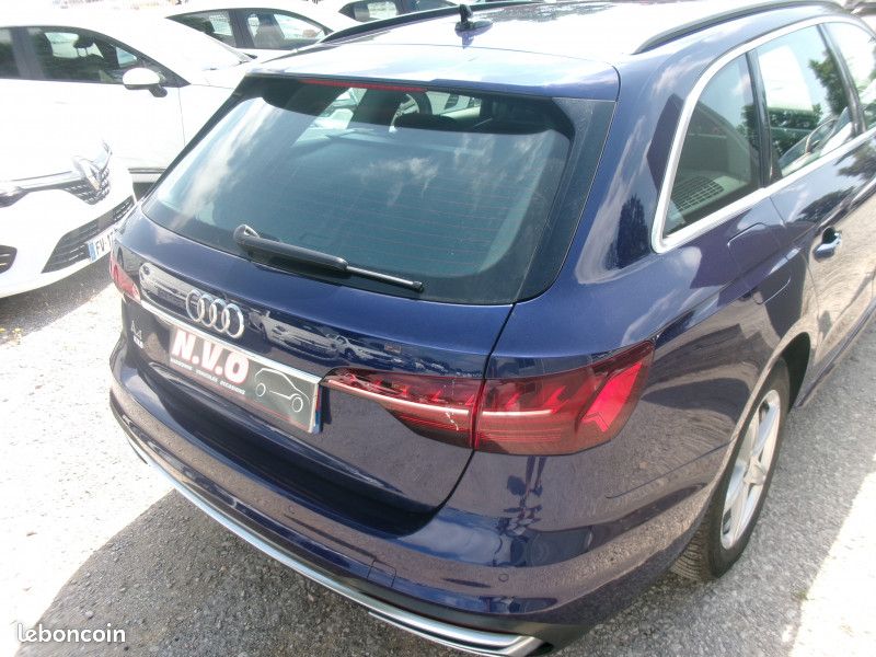 Audi A4 AVANT 30 TDI 136CH BUSINESS LINE S TRONIC 7 7CV (image 9)