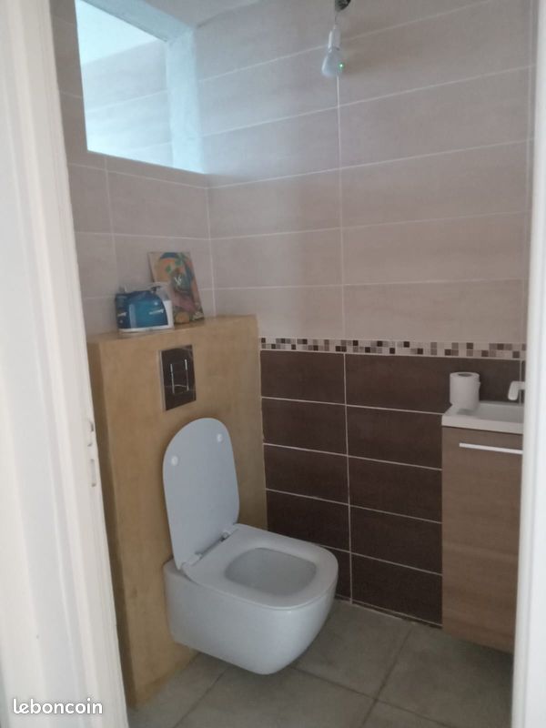Au calme, moderne, grands espace (image 8)