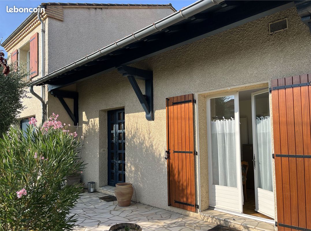 Maison 9 pièces 140 m² · à Saint-Juéry · 140 m² · 278 000 €