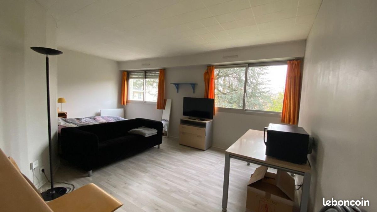 Appartement 1 pièce 32 m² · à Saint-Maur-des-Fossés · 32 m² · 832 €