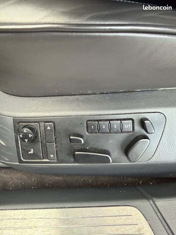 Volkswagen Phaeton V6 TDI 4Motion – 240ch – Cuir – Sièges Massants – DYNAUDIO – Caméra (image 17)