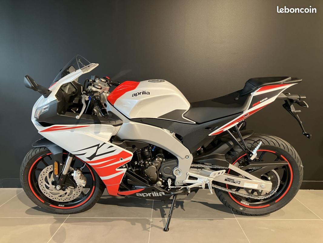 Aprilia rs 125 (image 4)