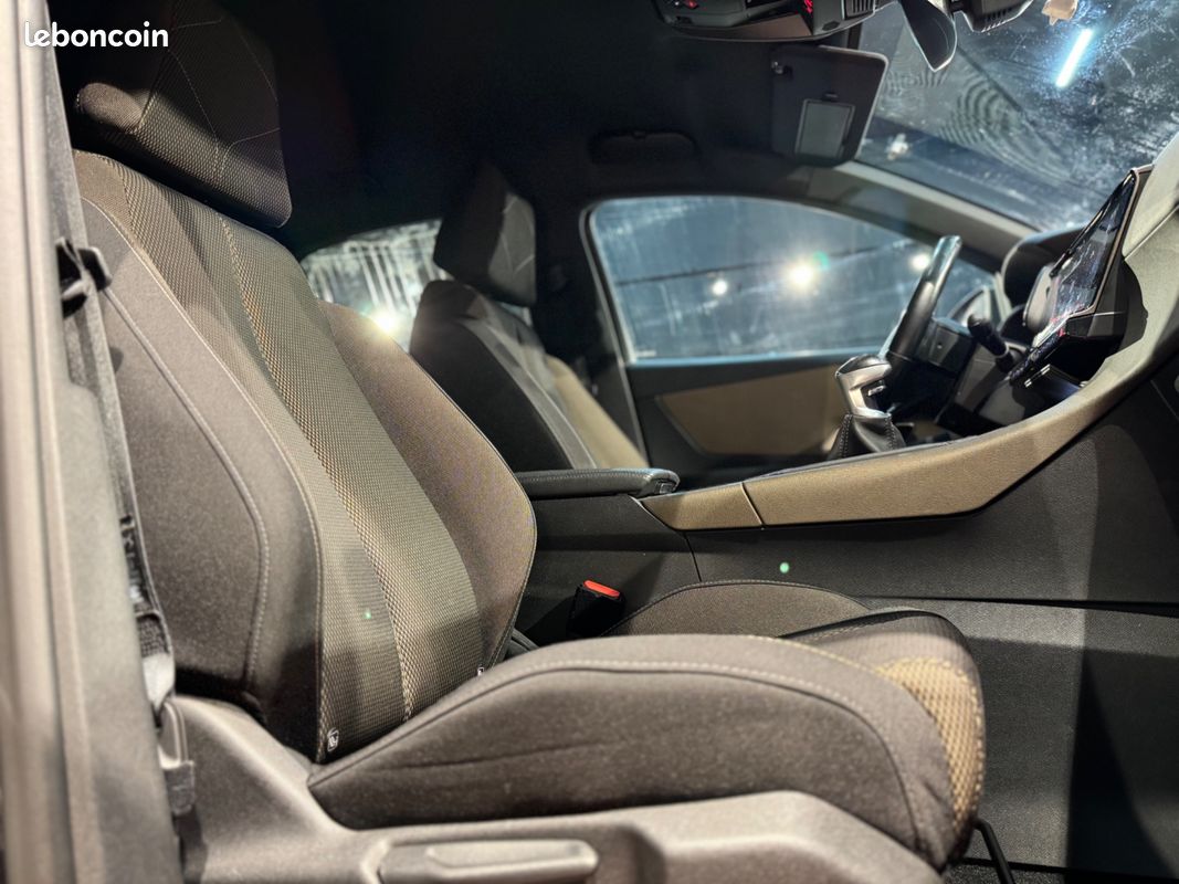 DS DS 7 CROSSBACK 1.2 PURETECH 130 BUSINESs (image 16)