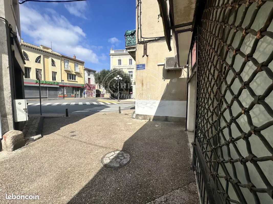 Immeuble 4 pièces 208 m² · à Lézignan-Corbières · 208 m² · 99 000 €