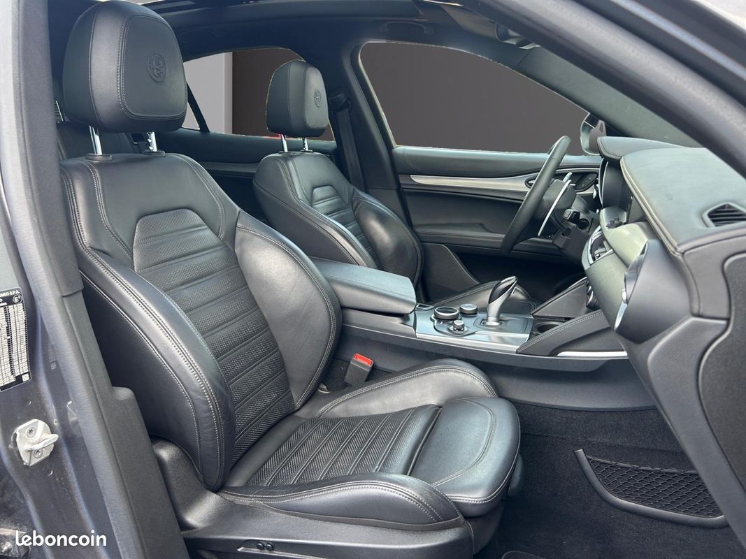 ALFA ROMEO STELVIO 2.0T 280 TURISMO Q4 AT 280Ch Garantie 12 mois 99700 kms (image 13)