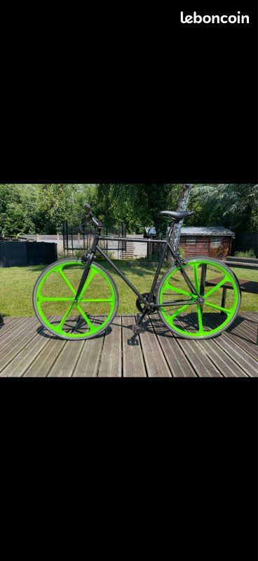Fixie / single speed noir mat et vert fluo (image 1)