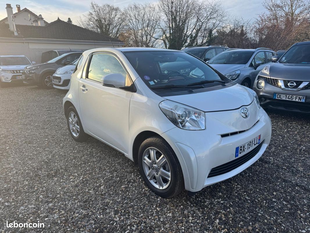 Toyota IQ 68 VVT-I - Garantie 12 mois - Moteur à chaîne - Climatisation - Faible kilométrage - Excellent état (image 1)