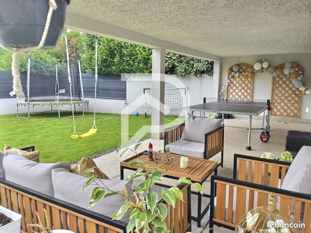 Maison a louer - 6 pièce(s) - 114 m2 - Surfyn