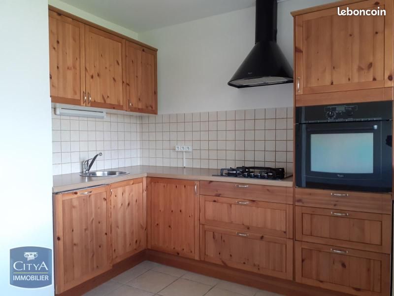 Appartement 1 pièce 37 m² · à Grenoble · 37 m² · 548 €