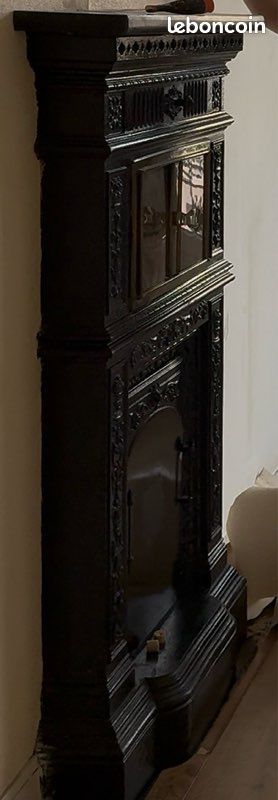 Cheminée Poêle ancien en fonte émaillée – Paris 15e – Début XXe (image 3)