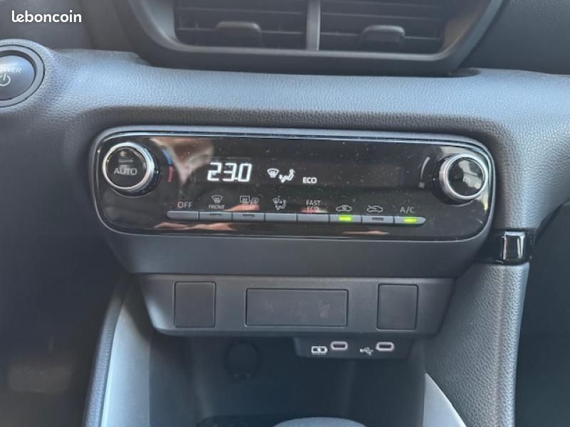 Toyota Yaris 116h Design 5p MC24 (image 18)