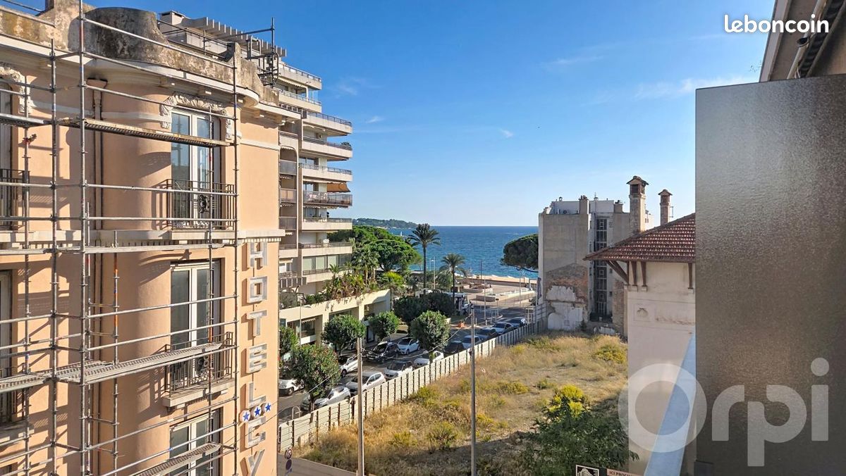 Appartement 2 pièces 31 m² · à Antibes · 31 m² · 200 000 €