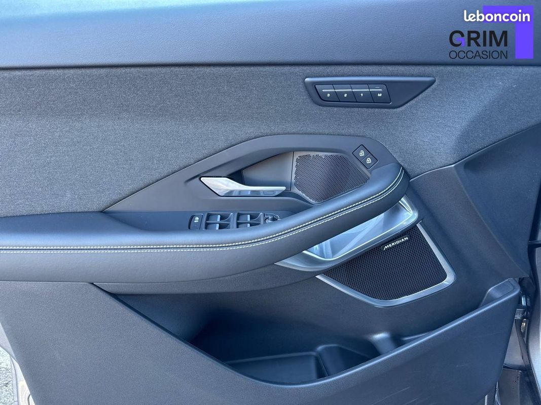 JAGUAR E-Pace P270e ch PHEV AWD BVA R-Dynamic HSE (image 21)