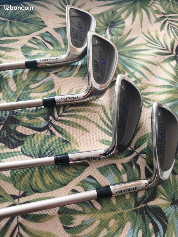 Wilson 1200 Gear Effect Fairway Wood à vendre | Golf Avenue Wilson 1200 Gear Effect Fairway Wood à vendre | Golf Avenue