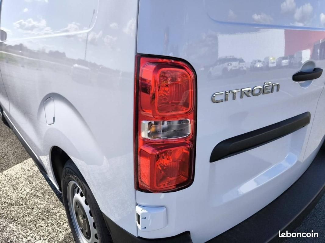 Citroën Jumpy FOURGON FGN DIESEL 120 CH M MANUELLE (image 17)