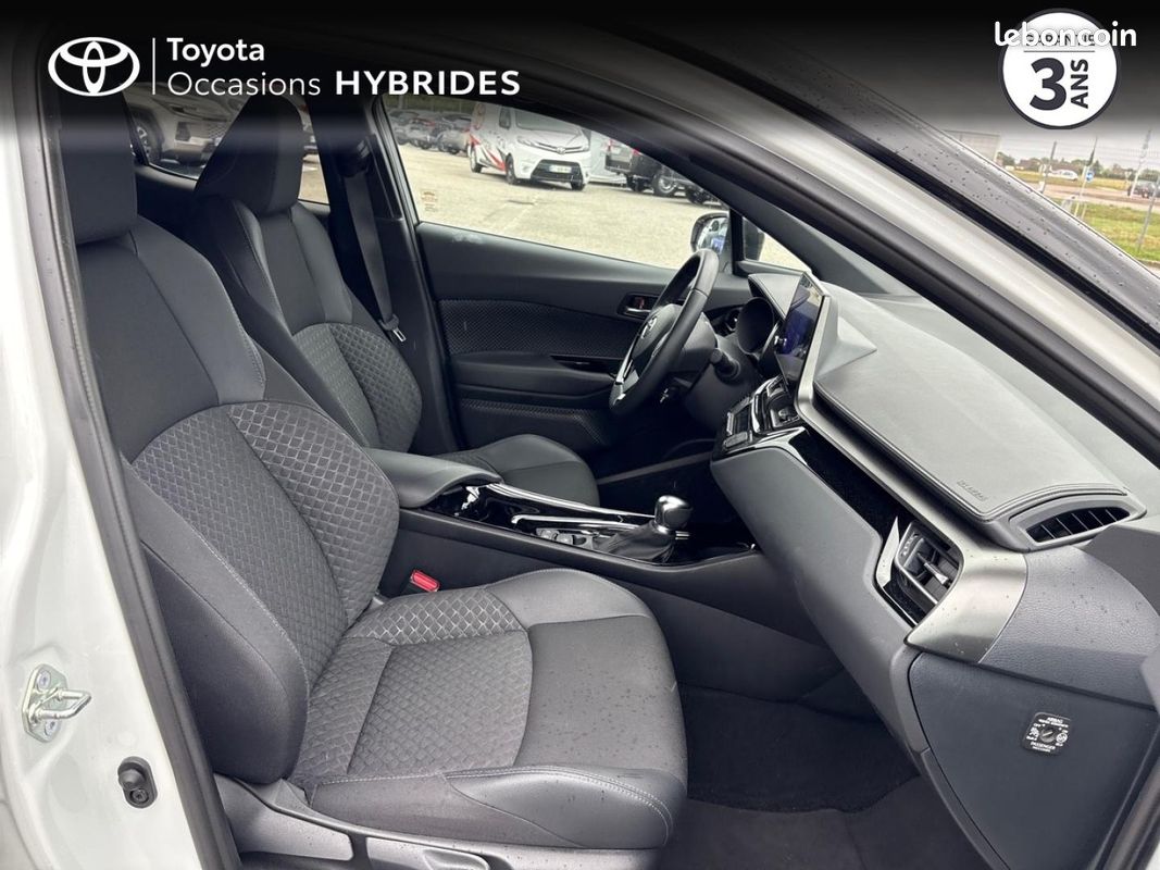 Toyota C-HR 1.8 Hybride 122ch Design Ultimate E-CVT (image 6)
