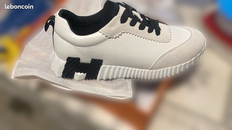 Sneakers Hermès Sporty Cuir Blanc – Femme – Pointure US 6.5 – Fabriquées En Italie
