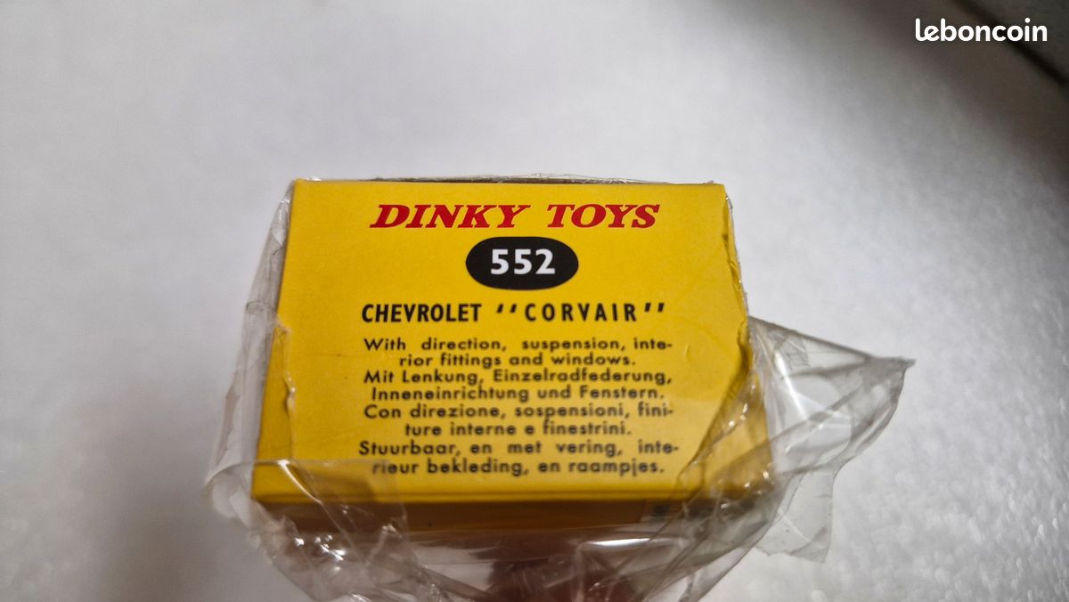 DINKY TOYS FRANCE d'origine 552 Chevrolet Corvair Bleu avec boite 1