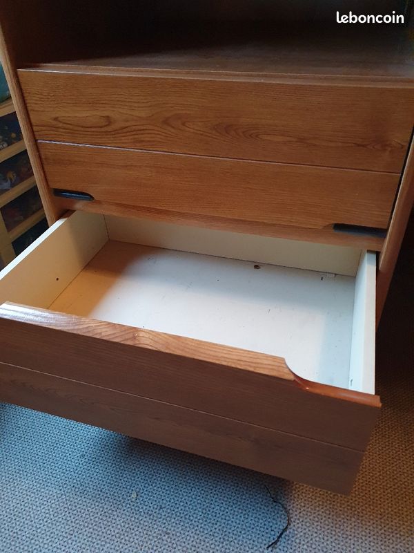 Bureau (image 3)