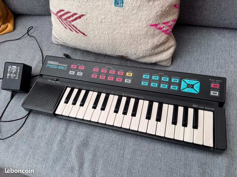Yamaha PortaSound Pss-80 (image 1)