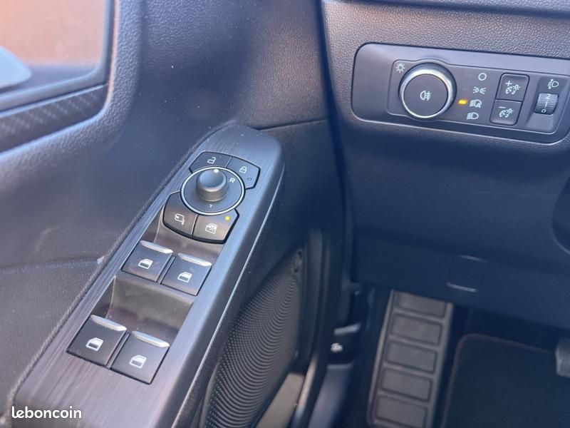 Ford Kuga 2.5 Duratec 180ch Hybrid FlexiFuel ST-Line Powershift (image 20)