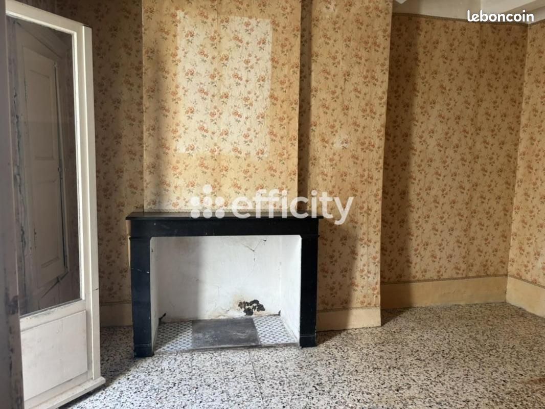 Maison 5 pièces 103 m² · à Bédarieux · 103 m² · 61 000 €