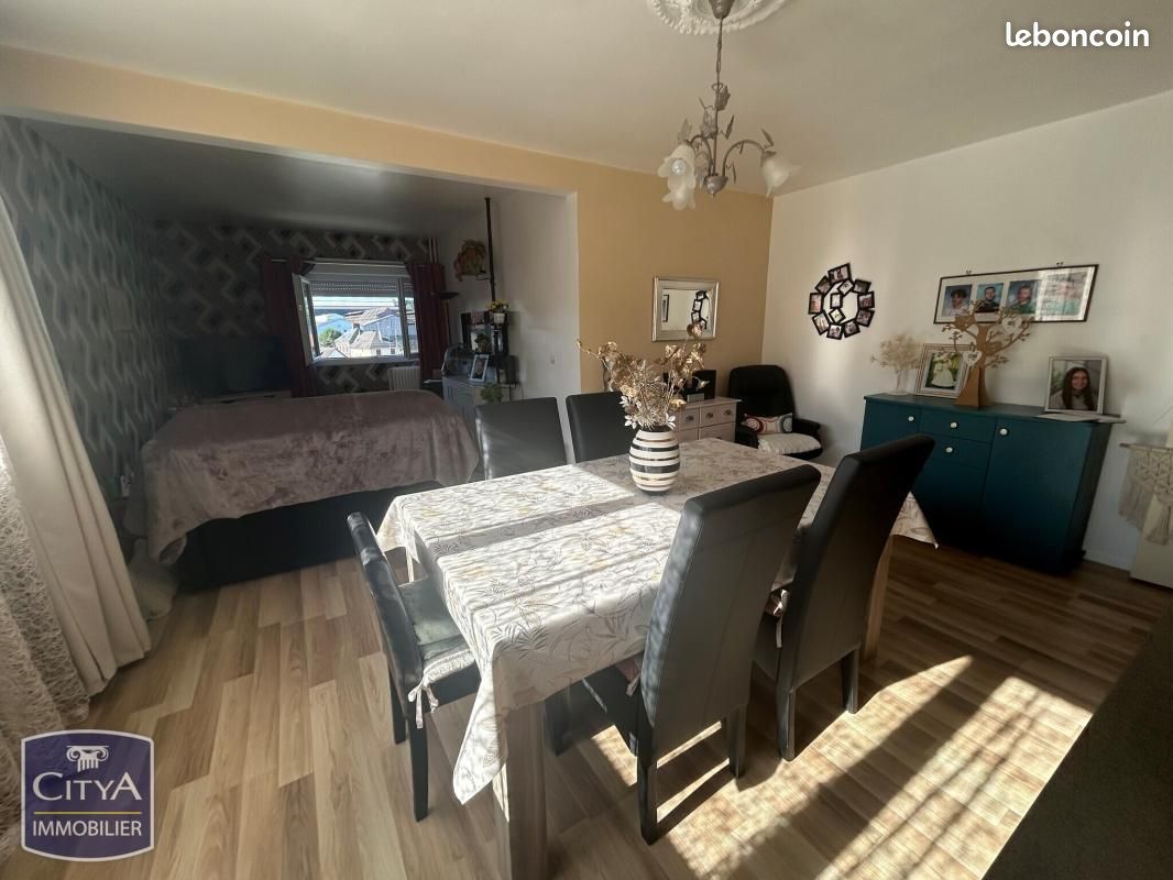Appartement 4 pièces 81 m² · à Déville-lès-Rouen · 81 m² · 99 000 €