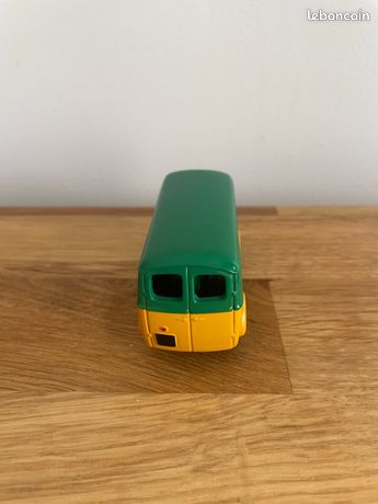1/43ième - DINKY TOYS - PEUGEOT D3A LAMPE MAZDA